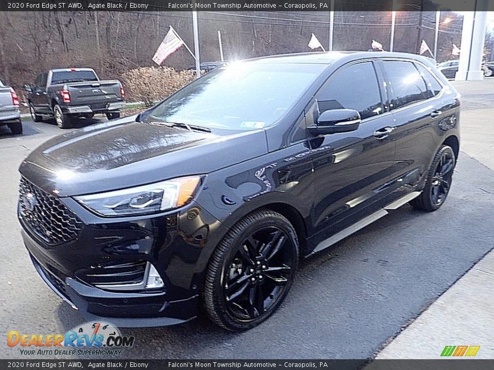 Front 3/4 View of 2020 Ford Edge ST AWD Photo #7