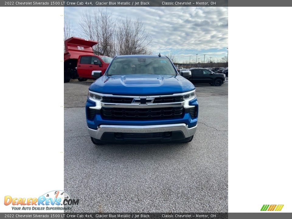 2022 Chevrolet Silverado 1500 LT Crew Cab 4x4 Glacier Blue Metallic / Jet Black Photo #1