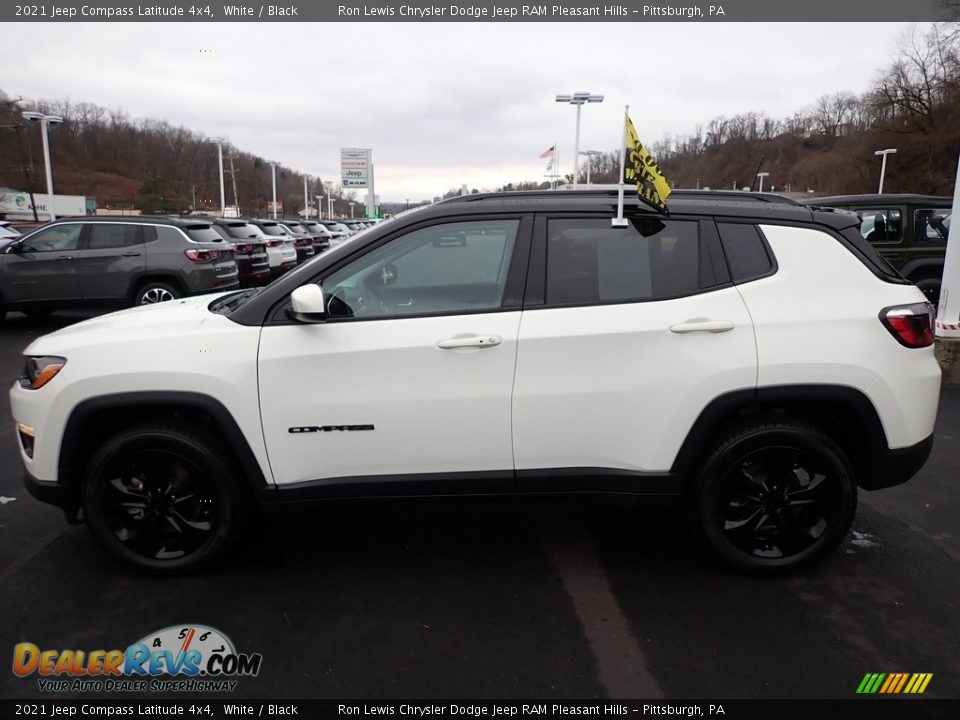 2021 Jeep Compass Latitude 4x4 White / Black Photo #2