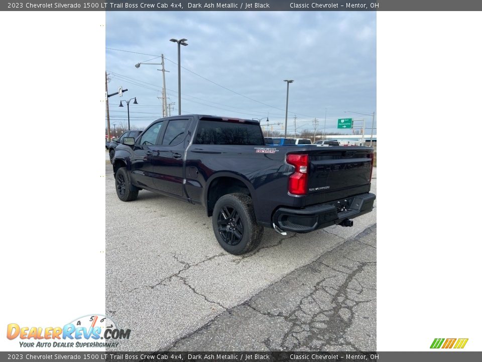 2023 Chevrolet Silverado 1500 LT Trail Boss Crew Cab 4x4 Dark Ash Metallic / Jet Black Photo #4