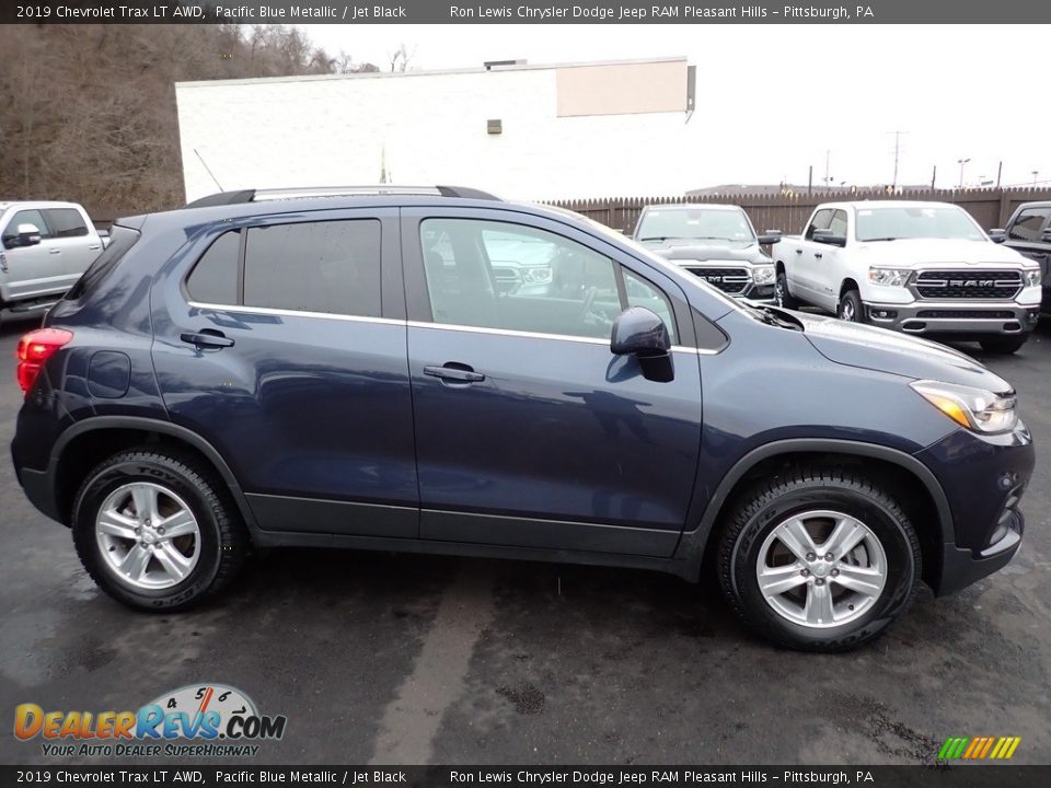 2019 Chevrolet Trax LT AWD Pacific Blue Metallic / Jet Black Photo #7