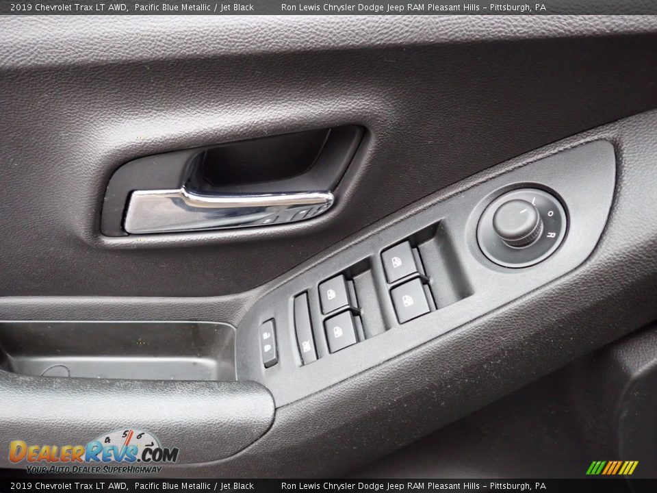 2019 Chevrolet Trax LT AWD Pacific Blue Metallic / Jet Black Photo #14