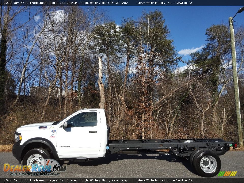 2022 Ram 5500 Tradesman Regular Cab Chassis Bright White / Black/Diesel Gray Photo #1