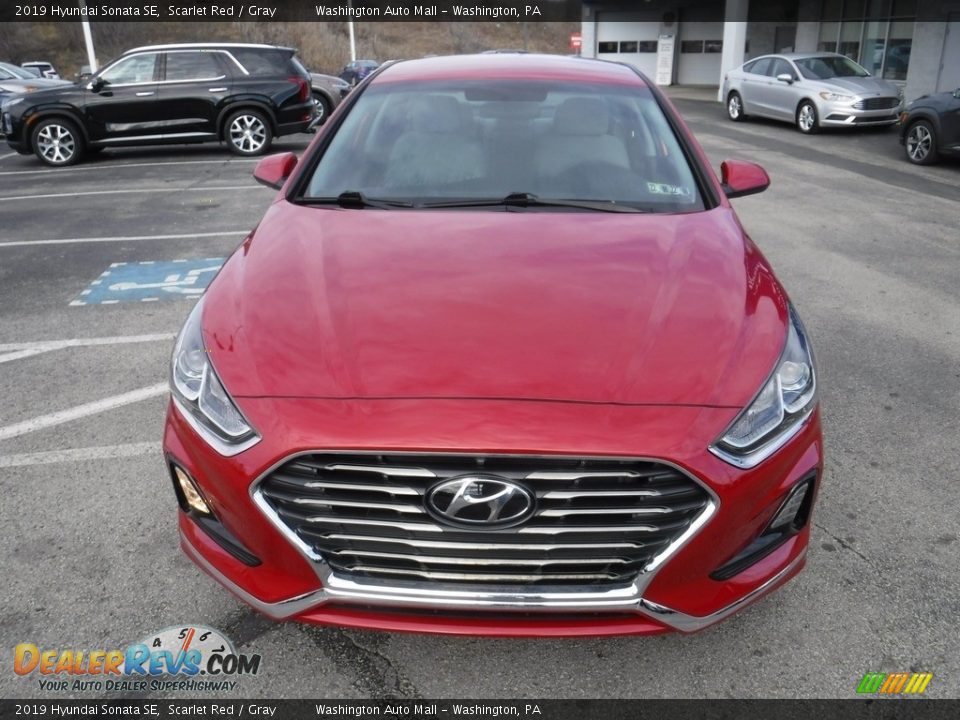 2019 Hyundai Sonata SE Scarlet Red / Gray Photo #4