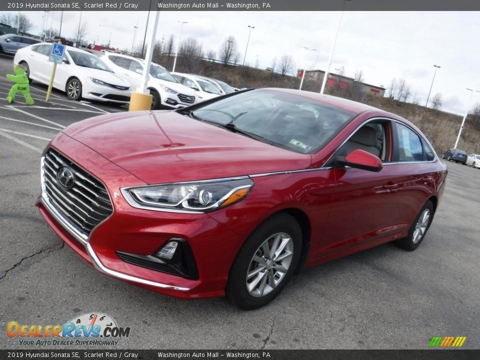 2019 Hyundai Sonata SE Scarlet Red / Gray Photo #5