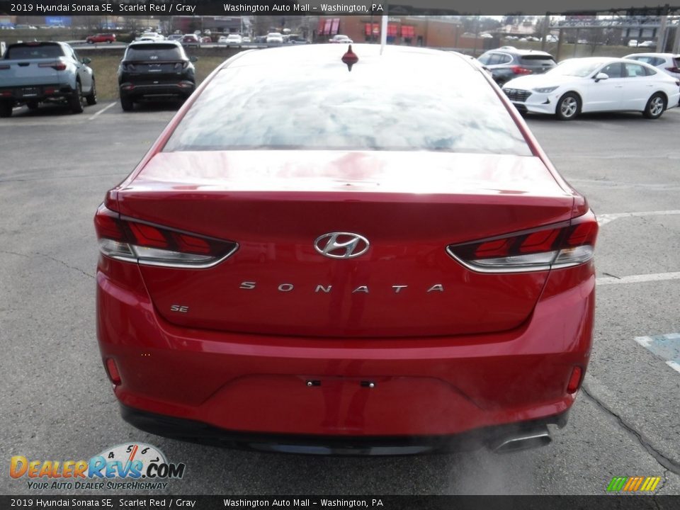 2019 Hyundai Sonata SE Scarlet Red / Gray Photo #9