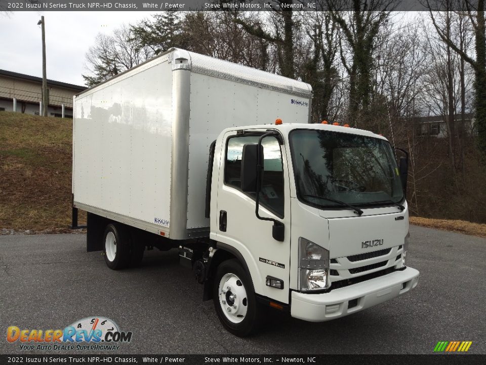 Front 3/4 View of 2022 Isuzu N Series Truck NPR-HD Chassis Photo #4