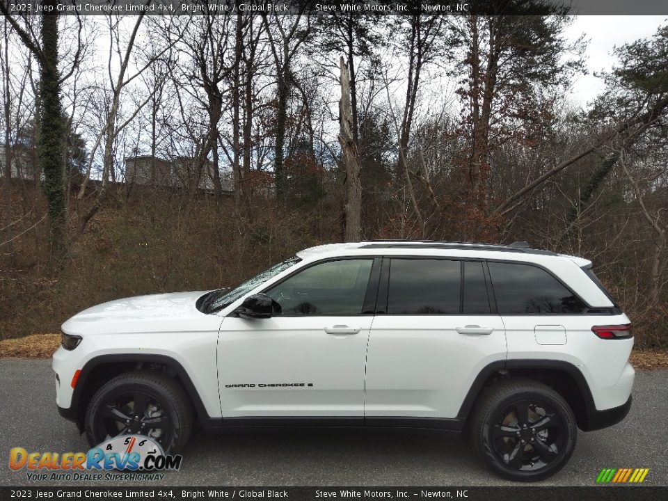 2023 Jeep Grand Cherokee Limited 4x4 Bright White / Global Black Photo #1