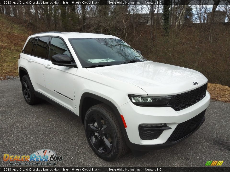 2023 Jeep Grand Cherokee Limited 4x4 Bright White / Global Black Photo #4