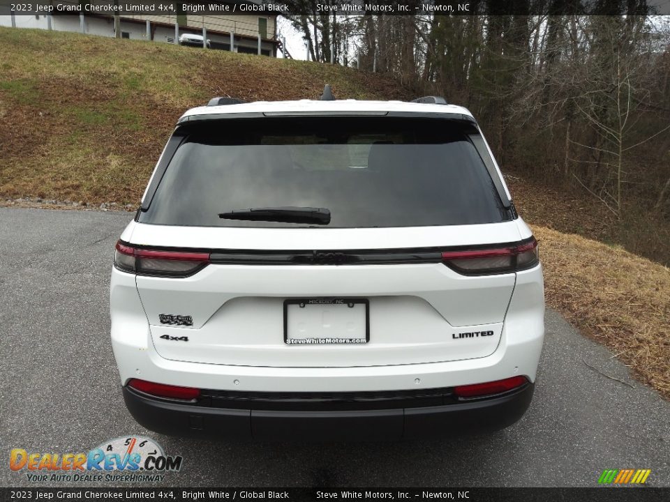 2023 Jeep Grand Cherokee Limited 4x4 Bright White / Global Black Photo #7