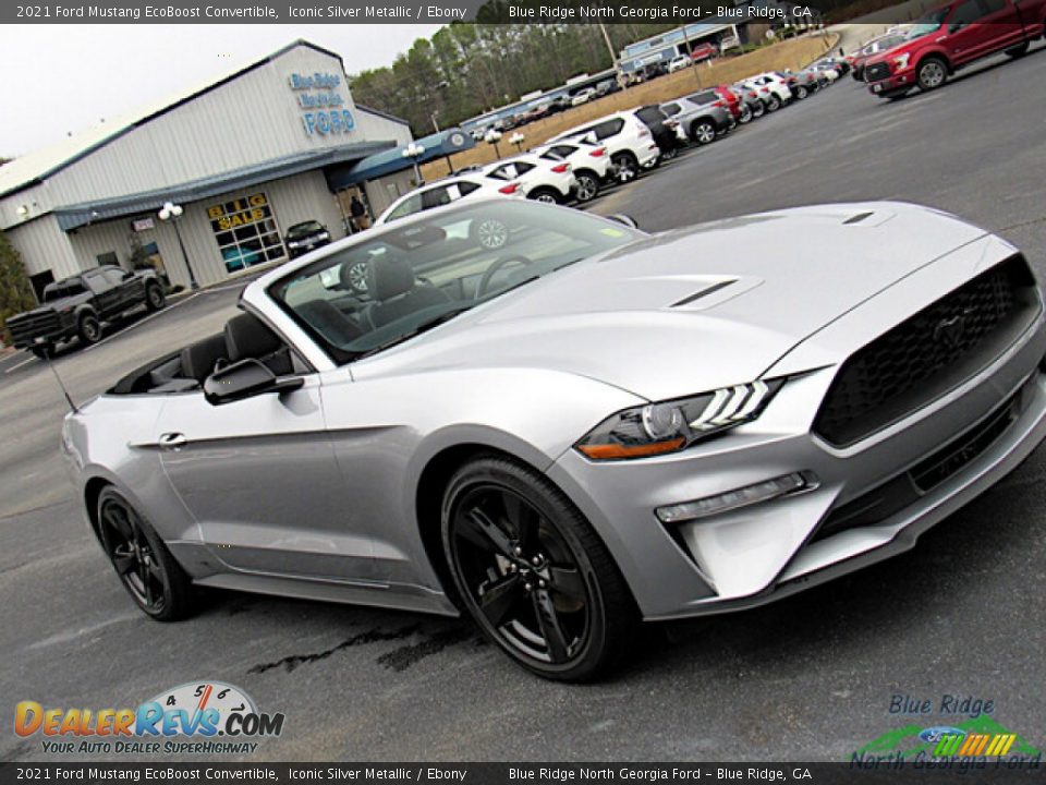 2021 Ford Mustang EcoBoost Convertible Iconic Silver Metallic / Ebony Photo #28