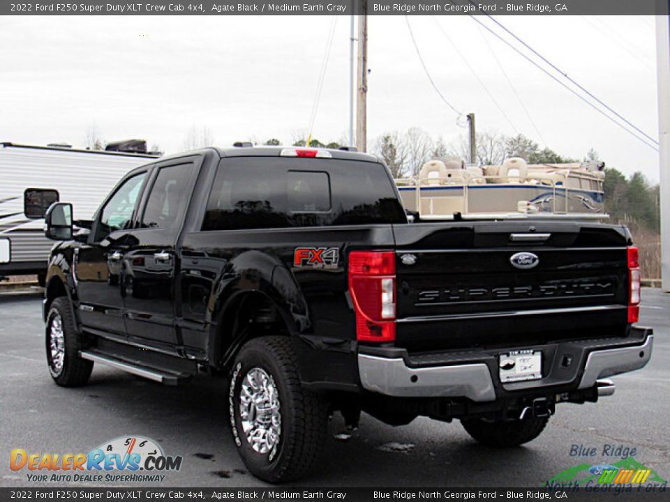 2022 Ford F250 Super Duty XLT Crew Cab 4x4 Agate Black / Medium Earth Gray Photo #3