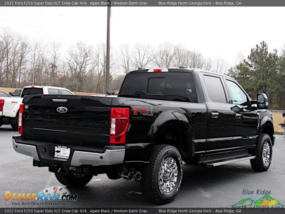 2022 Ford F250 Super Duty XLT Crew Cab 4x4 Agate Black / Medium Earth Gray Photo #5