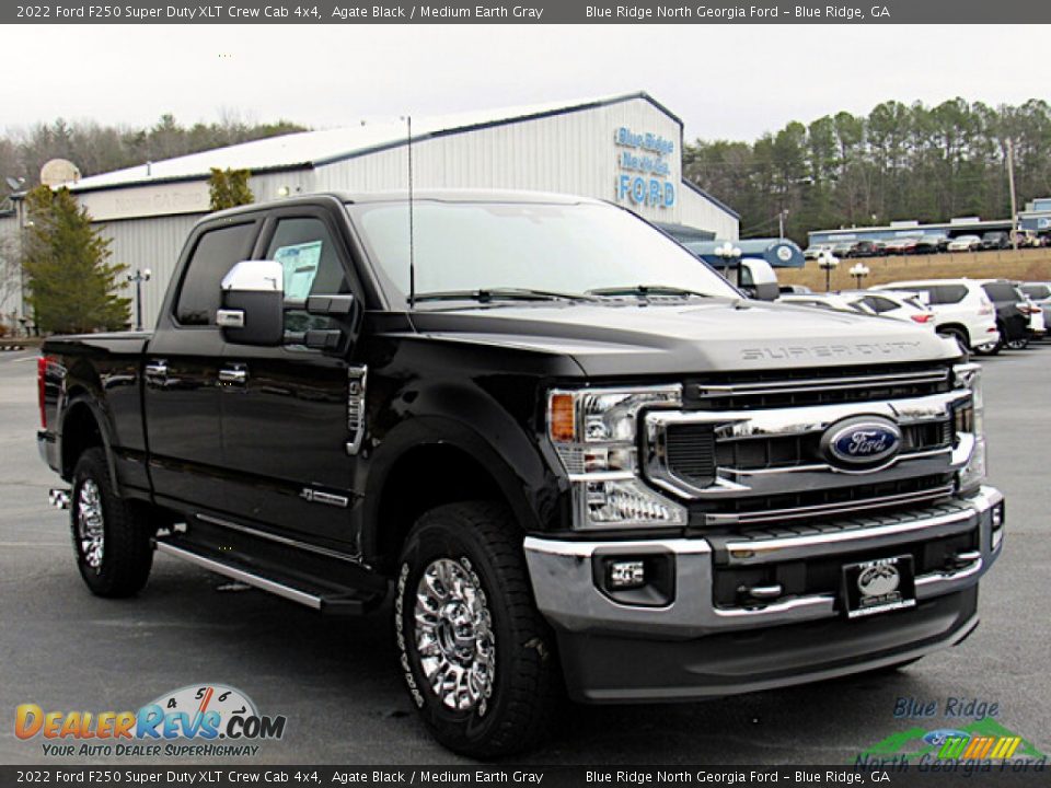 2022 Ford F250 Super Duty XLT Crew Cab 4x4 Agate Black / Medium Earth Gray Photo #7