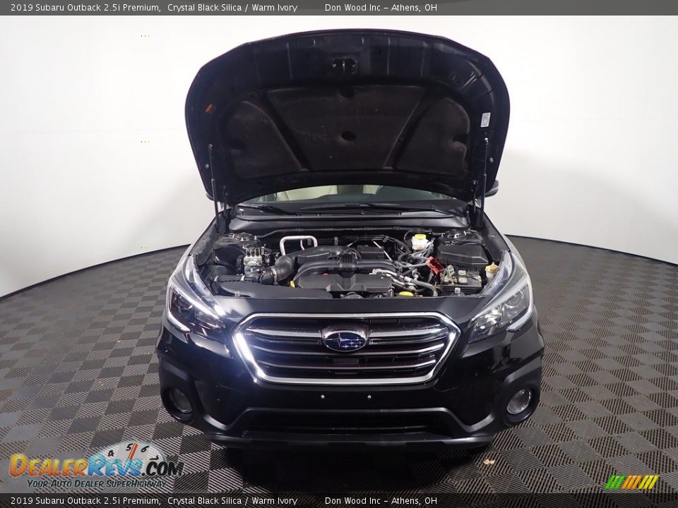 2019 Subaru Outback 2.5i Premium Crystal Black Silica / Warm Ivory Photo #5