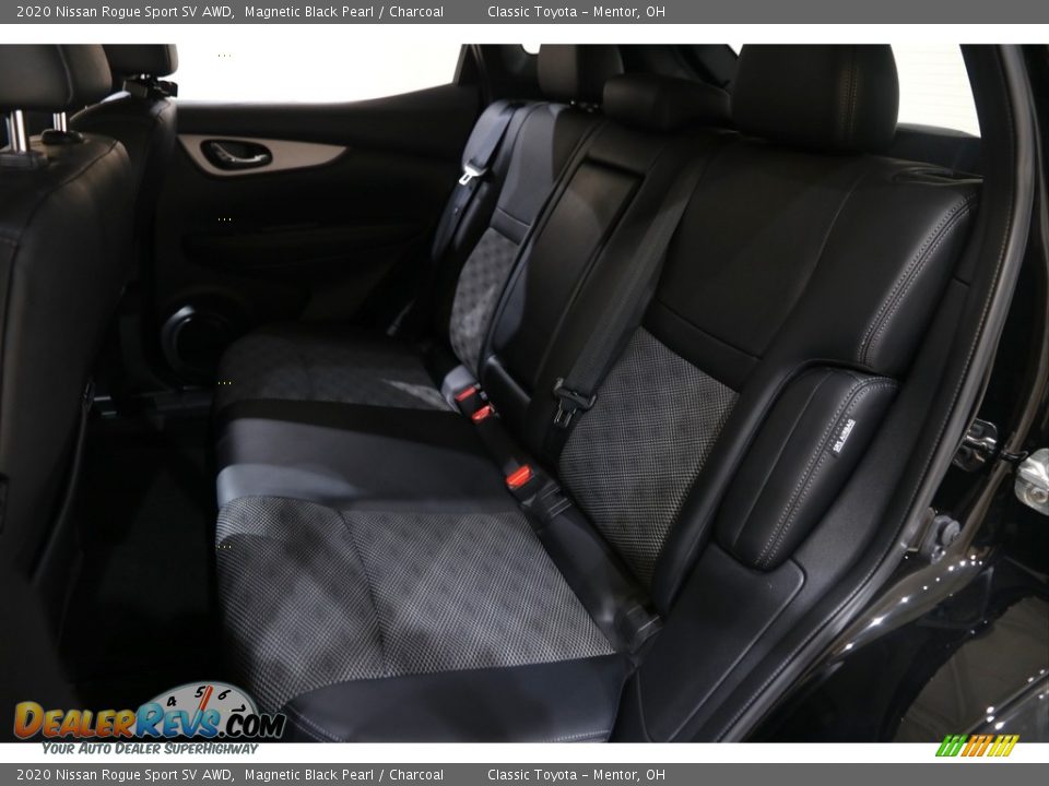 2020 Nissan Rogue Sport SV AWD Magnetic Black Pearl / Charcoal Photo #18