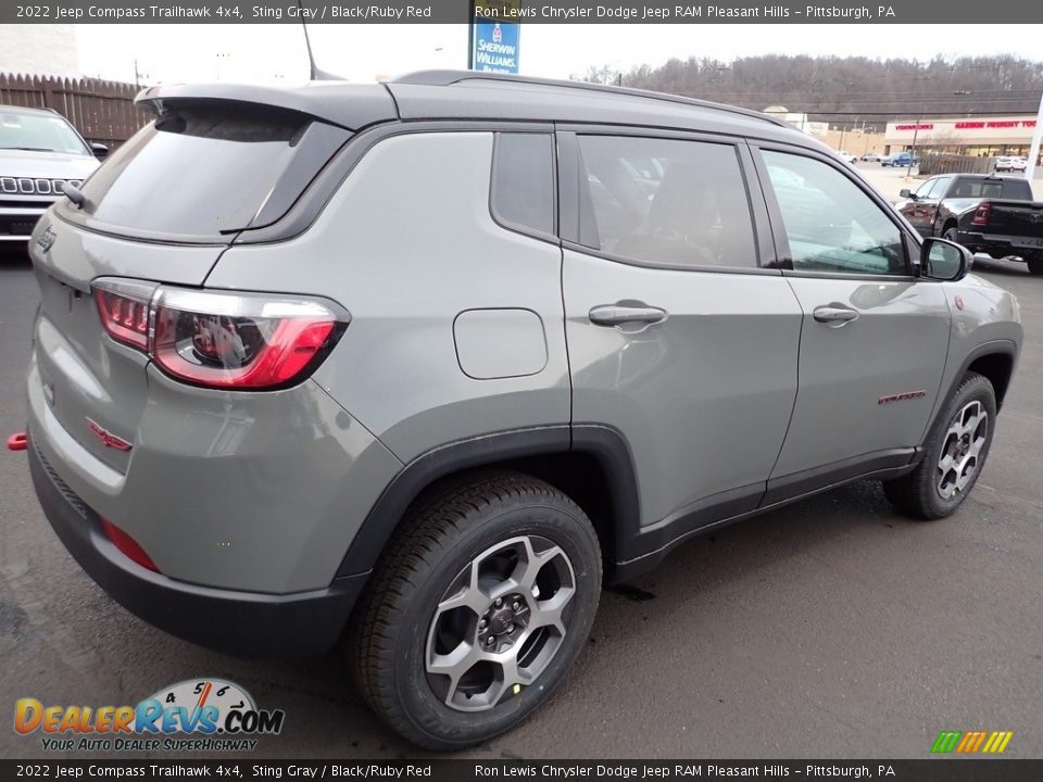 2022 Jeep Compass Trailhawk 4x4 Sting Gray / Black/Ruby Red Photo #6