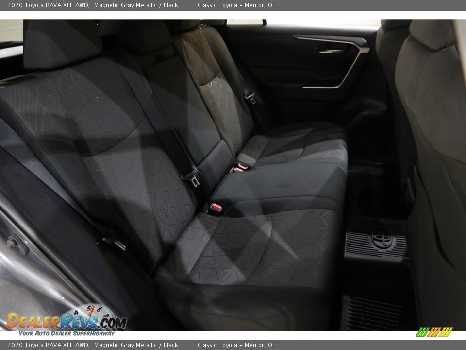 2020 Toyota RAV4 XLE AWD Magnetic Gray Metallic / Black Photo #15