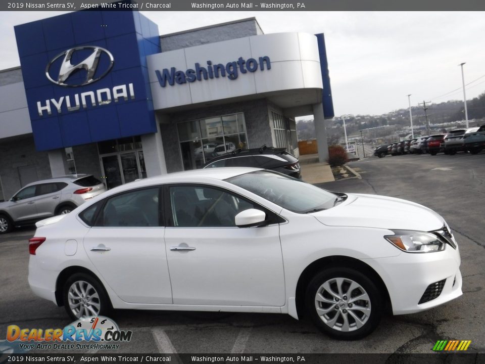 2019 Nissan Sentra SV Aspen White Tricoat / Charcoal Photo #2