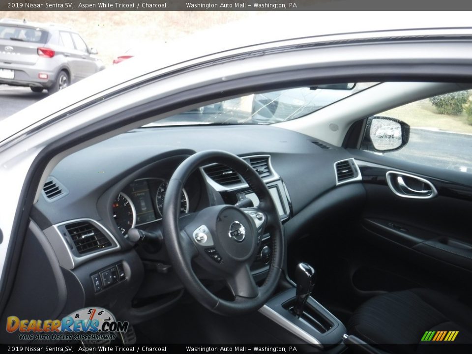 2019 Nissan Sentra SV Aspen White Tricoat / Charcoal Photo #12