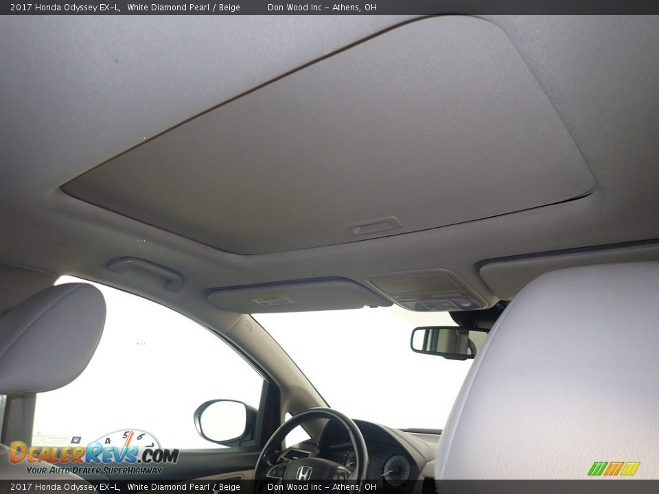 2017 Honda Odyssey EX-L White Diamond Pearl / Beige Photo #2