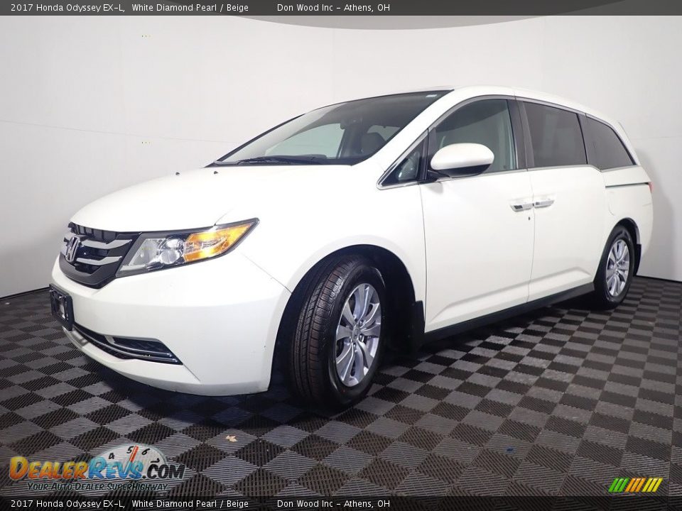2017 Honda Odyssey EX-L White Diamond Pearl / Beige Photo #8