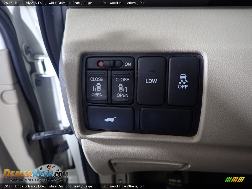 2017 Honda Odyssey EX-L White Diamond Pearl / Beige Photo #29