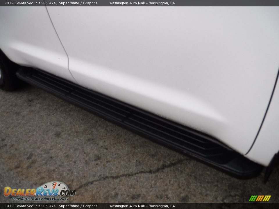 2019 Toyota Sequoia SR5 4x4 Super White / Graphite Photo #11