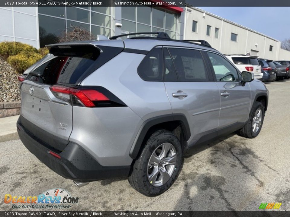 2023 Toyota RAV4 XLE AWD Silver Sky Metallic / Black Photo #9