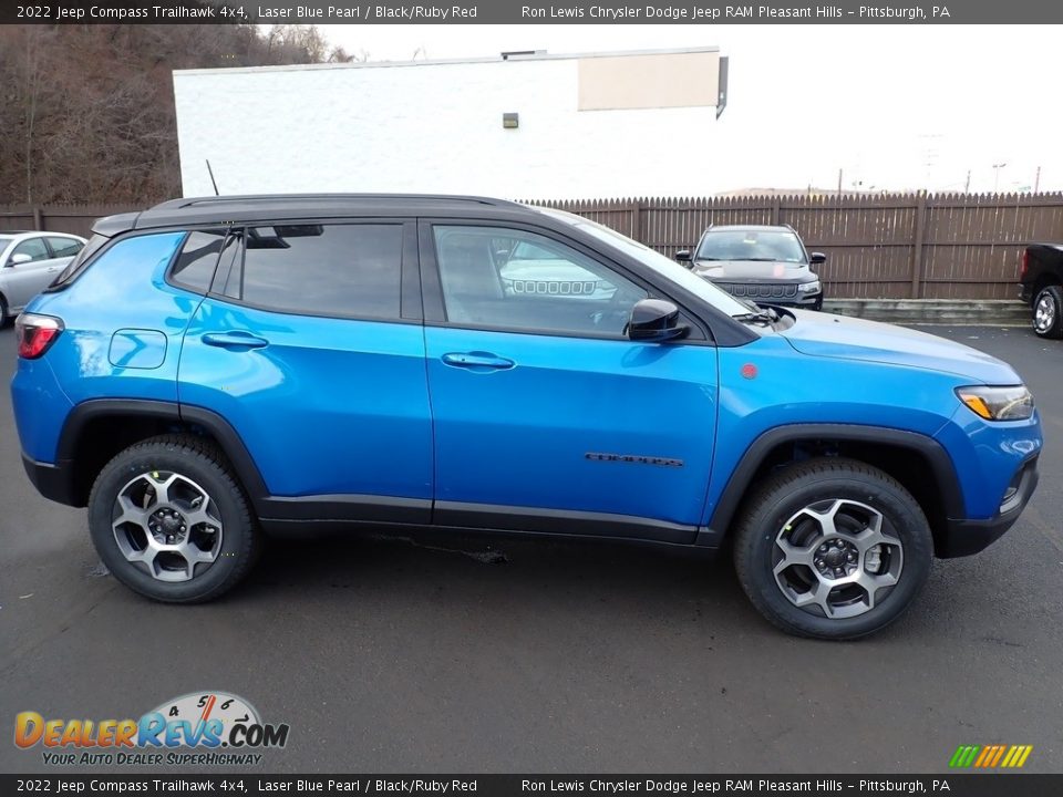 2022 Jeep Compass Trailhawk 4x4 Laser Blue Pearl / Black/Ruby Red Photo #7