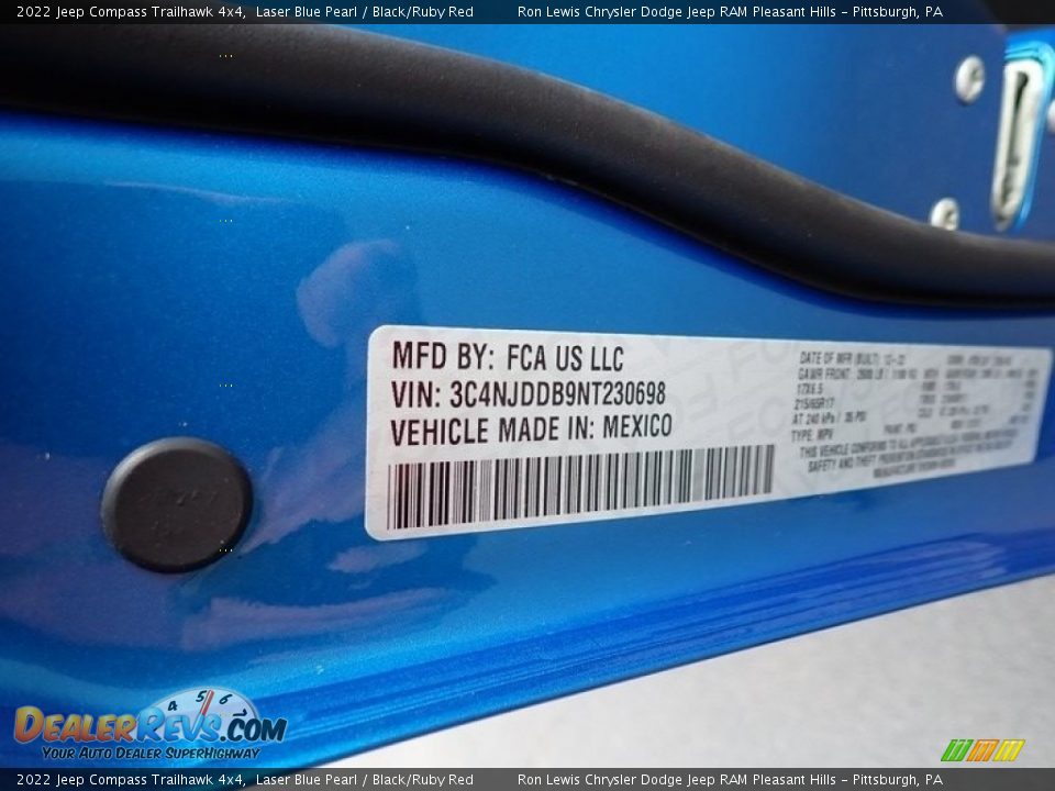 2022 Jeep Compass Trailhawk 4x4 Laser Blue Pearl / Black/Ruby Red Photo #14