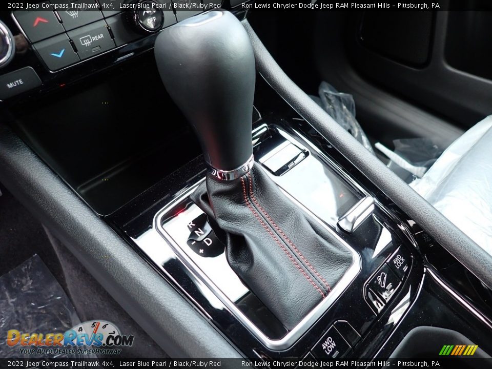 2022 Jeep Compass Trailhawk 4x4 Laser Blue Pearl / Black/Ruby Red Photo #17