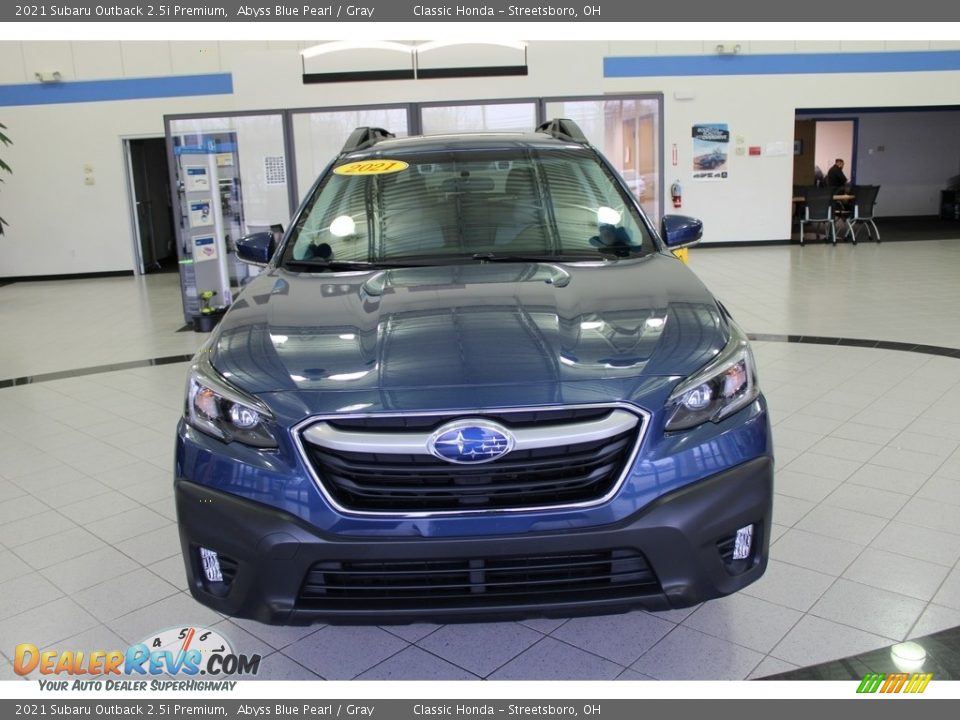 2021 Subaru Outback 2.5i Premium Abyss Blue Pearl / Gray Photo #2