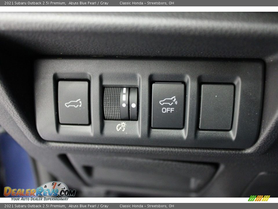 2021 Subaru Outback 2.5i Premium Abyss Blue Pearl / Gray Photo #17