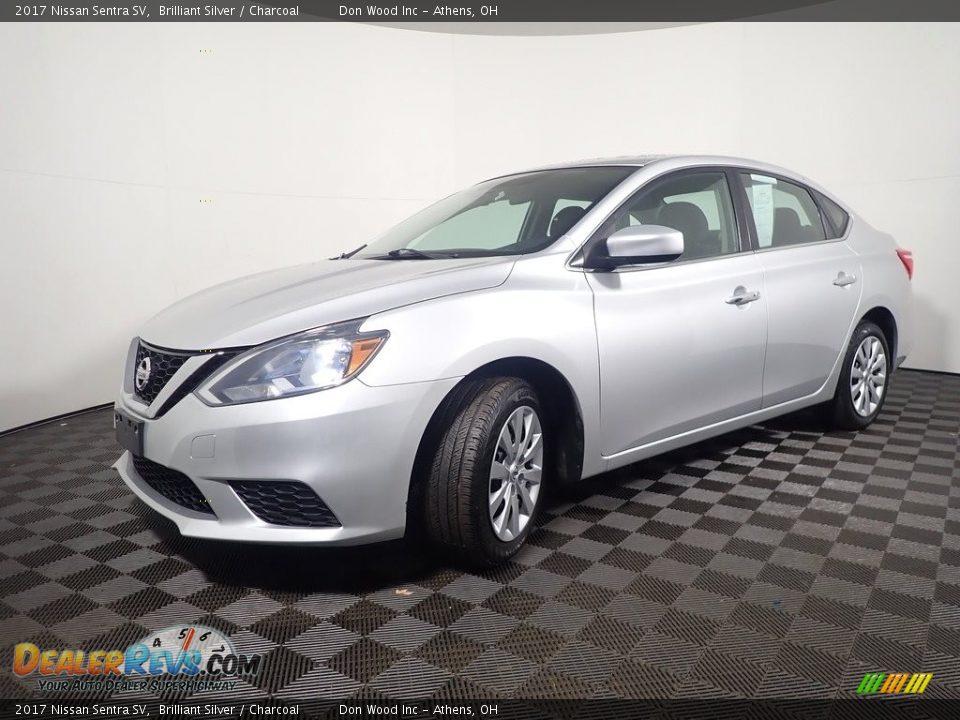 2017 Nissan Sentra SV Brilliant Silver / Charcoal Photo #7