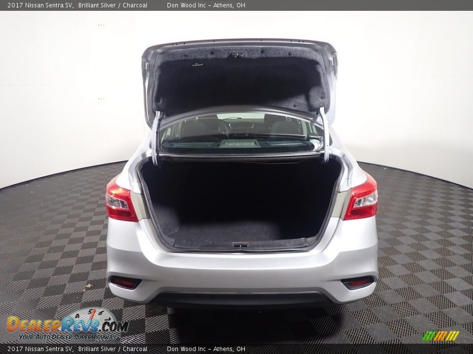 2017 Nissan Sentra SV Brilliant Silver / Charcoal Photo #12