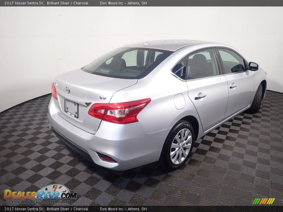 2017 Nissan Sentra SV Brilliant Silver / Charcoal Photo #15