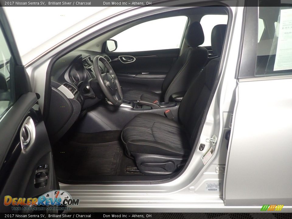 2017 Nissan Sentra SV Brilliant Silver / Charcoal Photo #18