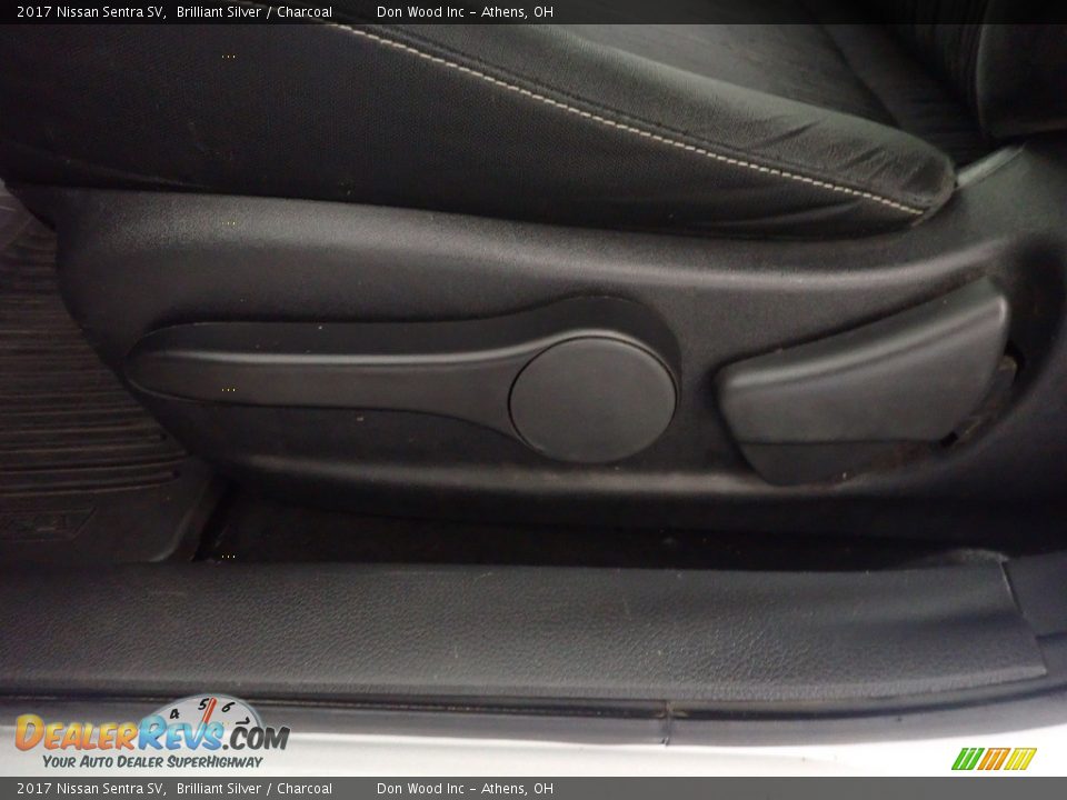2017 Nissan Sentra SV Brilliant Silver / Charcoal Photo #19