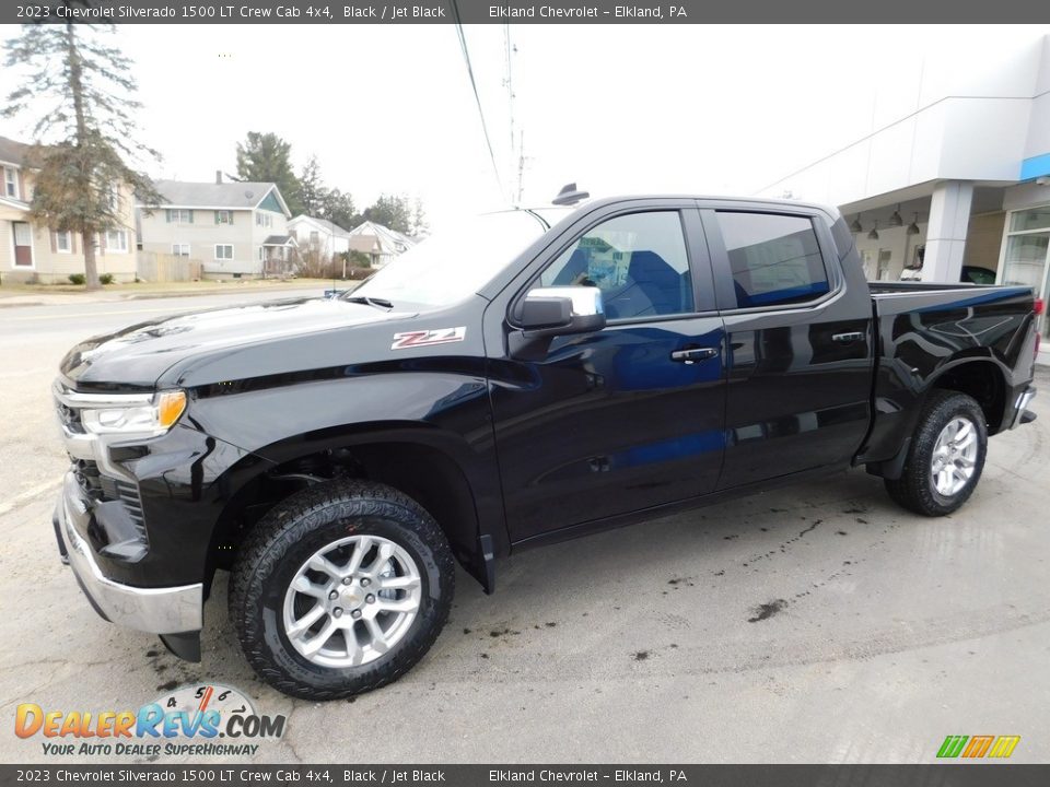 2023 Chevrolet Silverado 1500 LT Crew Cab 4x4 Black / Jet Black Photo #13