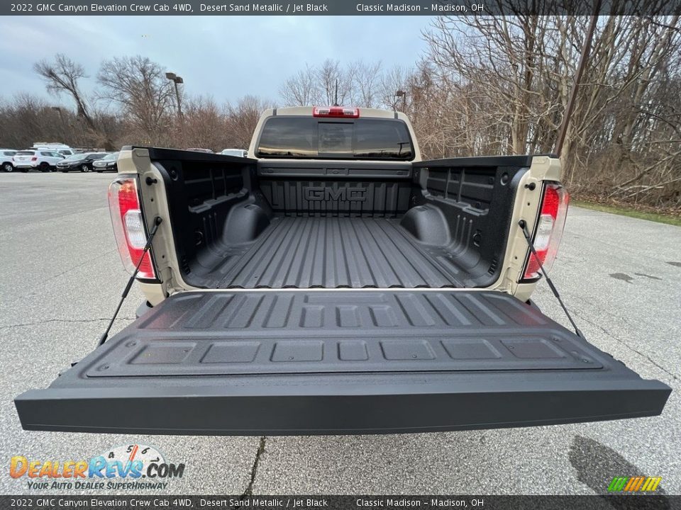 2022 GMC Canyon Elevation Crew Cab 4WD Desert Sand Metallic / Jet Black Photo #17