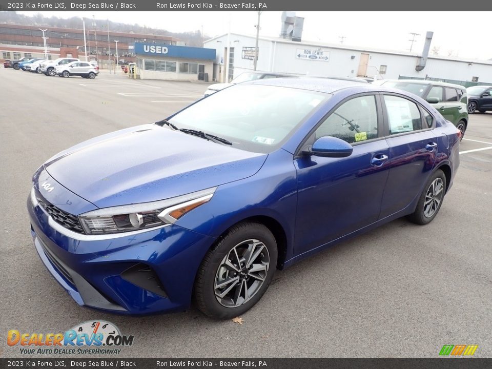 2023 Kia Forte LXS Deep Sea Blue / Black Photo #4