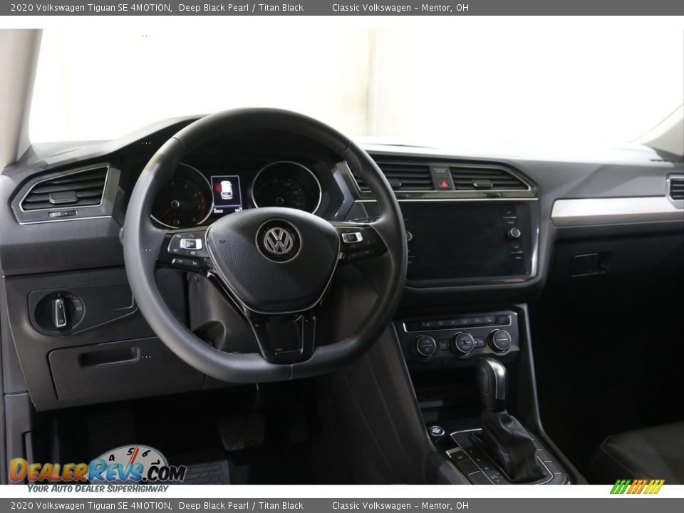 Dashboard of 2020 Volkswagen Tiguan SE 4MOTION Photo #6