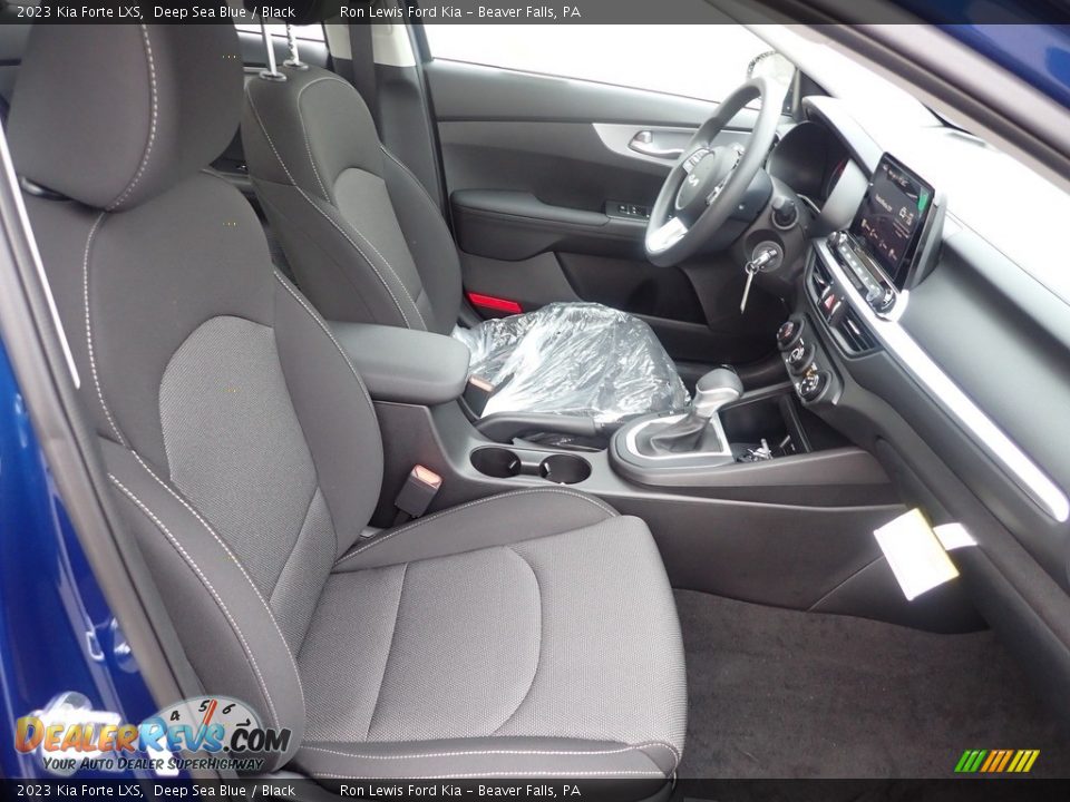 2023 Kia Forte LXS Deep Sea Blue / Black Photo #11