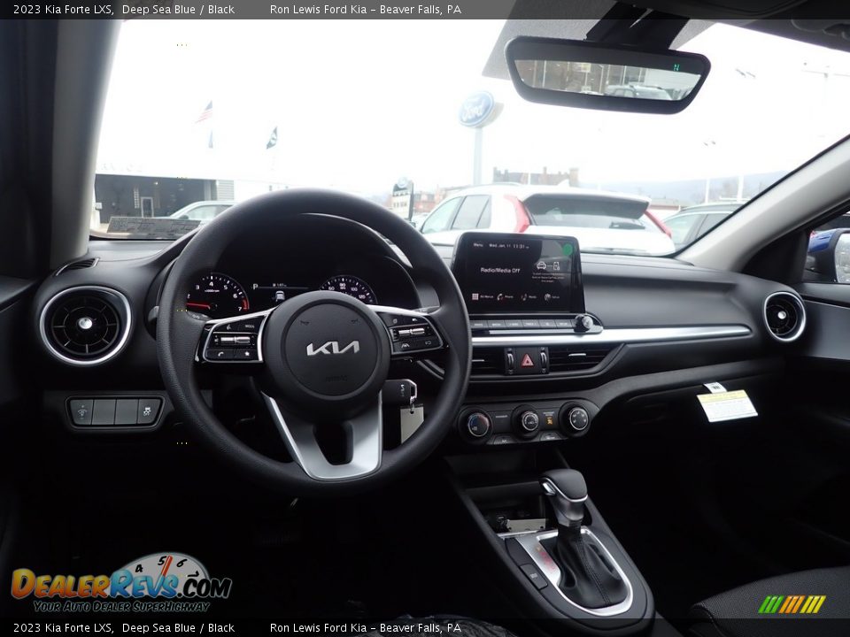 2023 Kia Forte LXS Deep Sea Blue / Black Photo #13