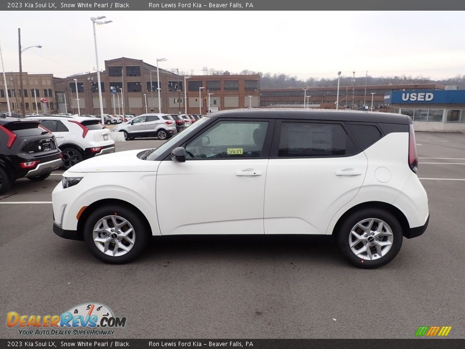 2023 Kia Soul LX Snow White Pearl / Black Photo #5