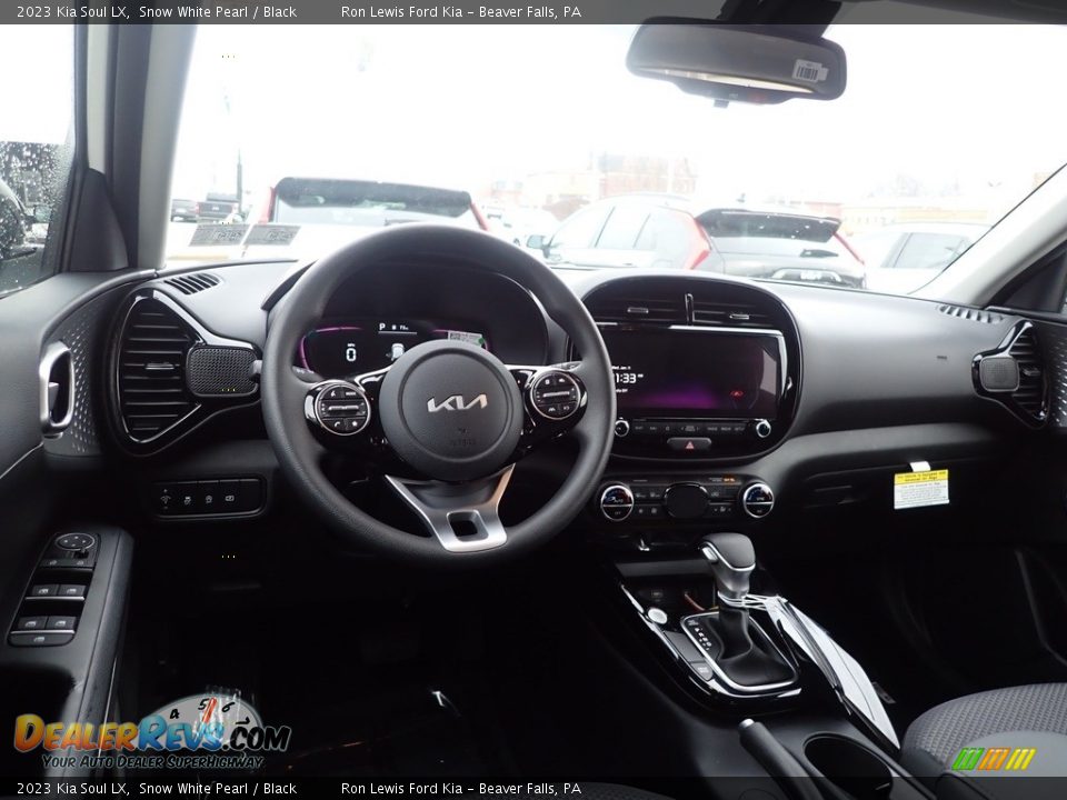 2023 Kia Soul LX Snow White Pearl / Black Photo #13