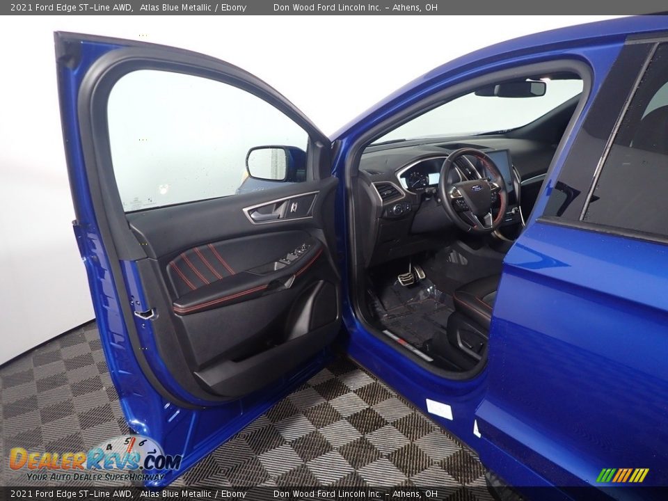 Front Seat of 2021 Ford Edge ST-Line AWD Photo #21