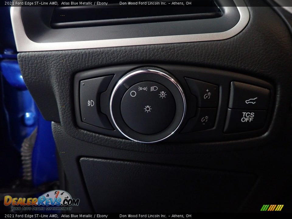 Controls of 2021 Ford Edge ST-Line AWD Photo #32