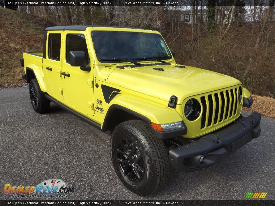 2023 Jeep Gladiator Freedom Edition 4x4 High Velocity / Black Photo #4